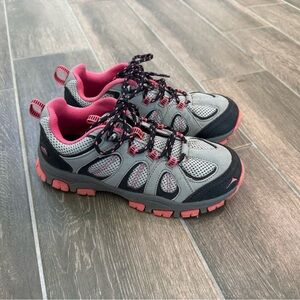 Pacific Mountain Crestone Hiking Shoes